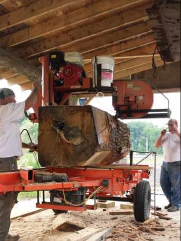 Funriture and grade hardwood lumber in southeast Michigan